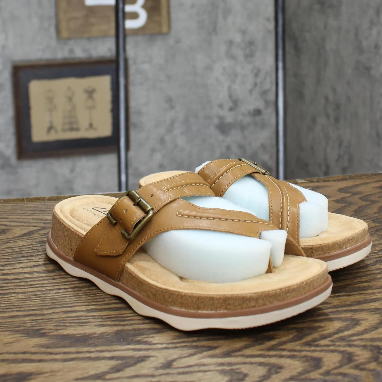 Clarks Women's Collection Brynn Madi Sandal Shoes Light Tan Leather Brown 6W