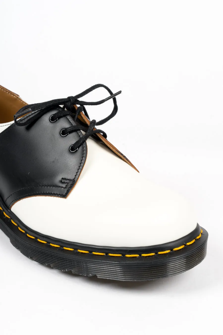 DR MARTENS 1461 SADDLE SHOE WHITE BLACK