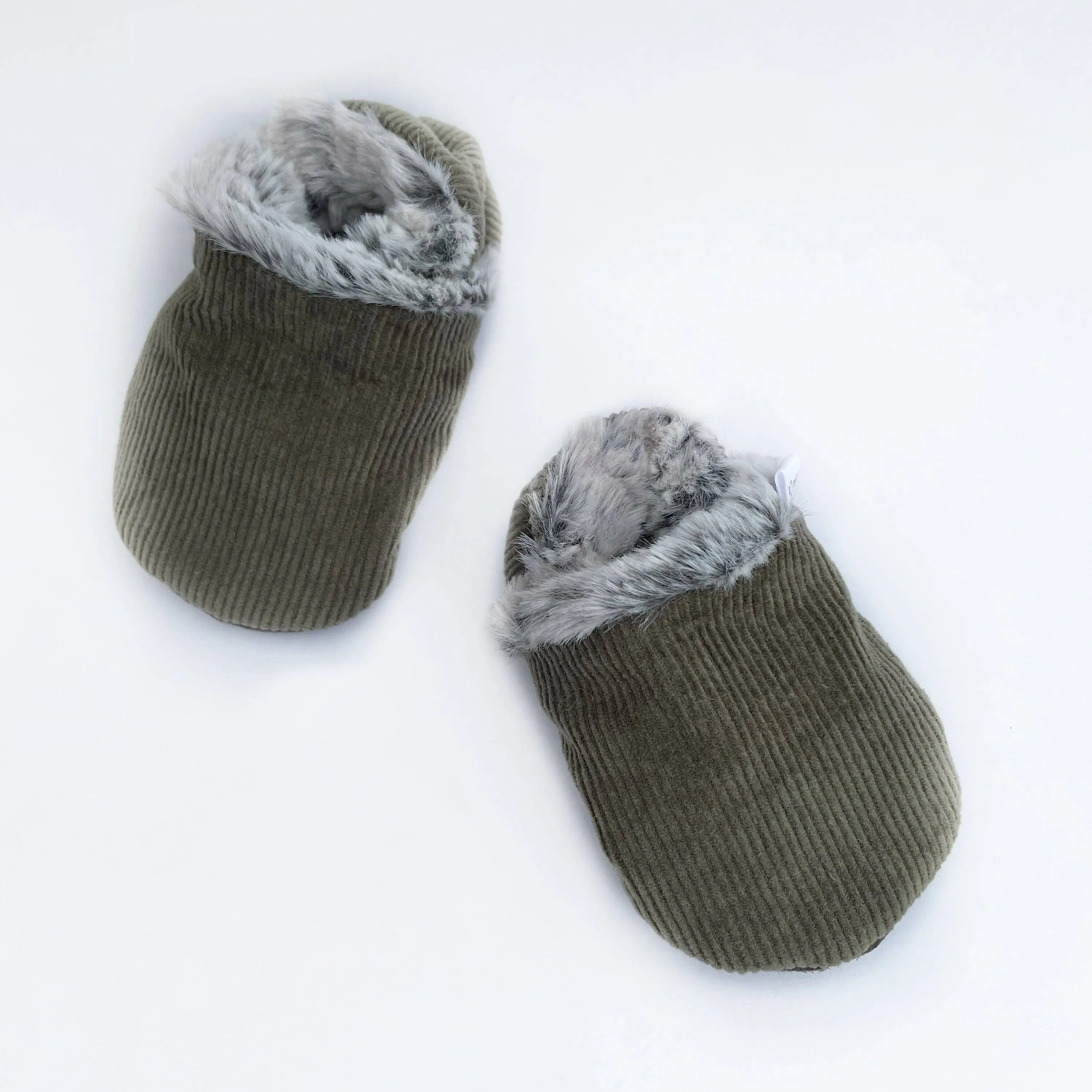 Gus Kids Co. - Olive Corduroy Baby Shoes -fur lined