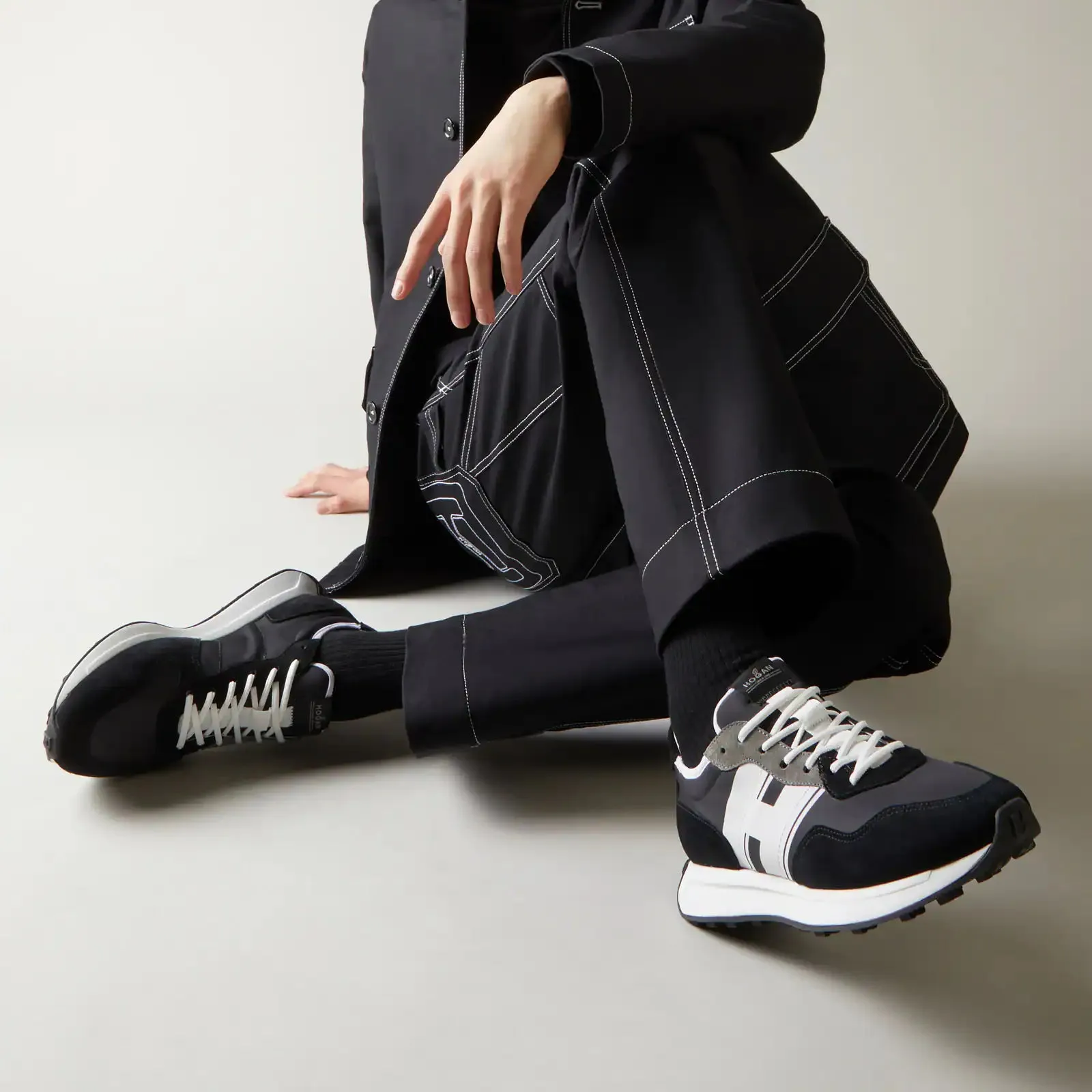 Hogan H601 Sneakers - Black/Grey