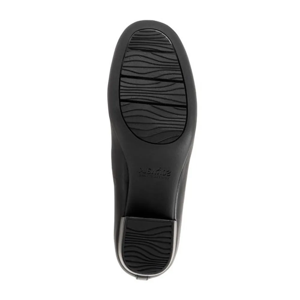 Lynn (Black)