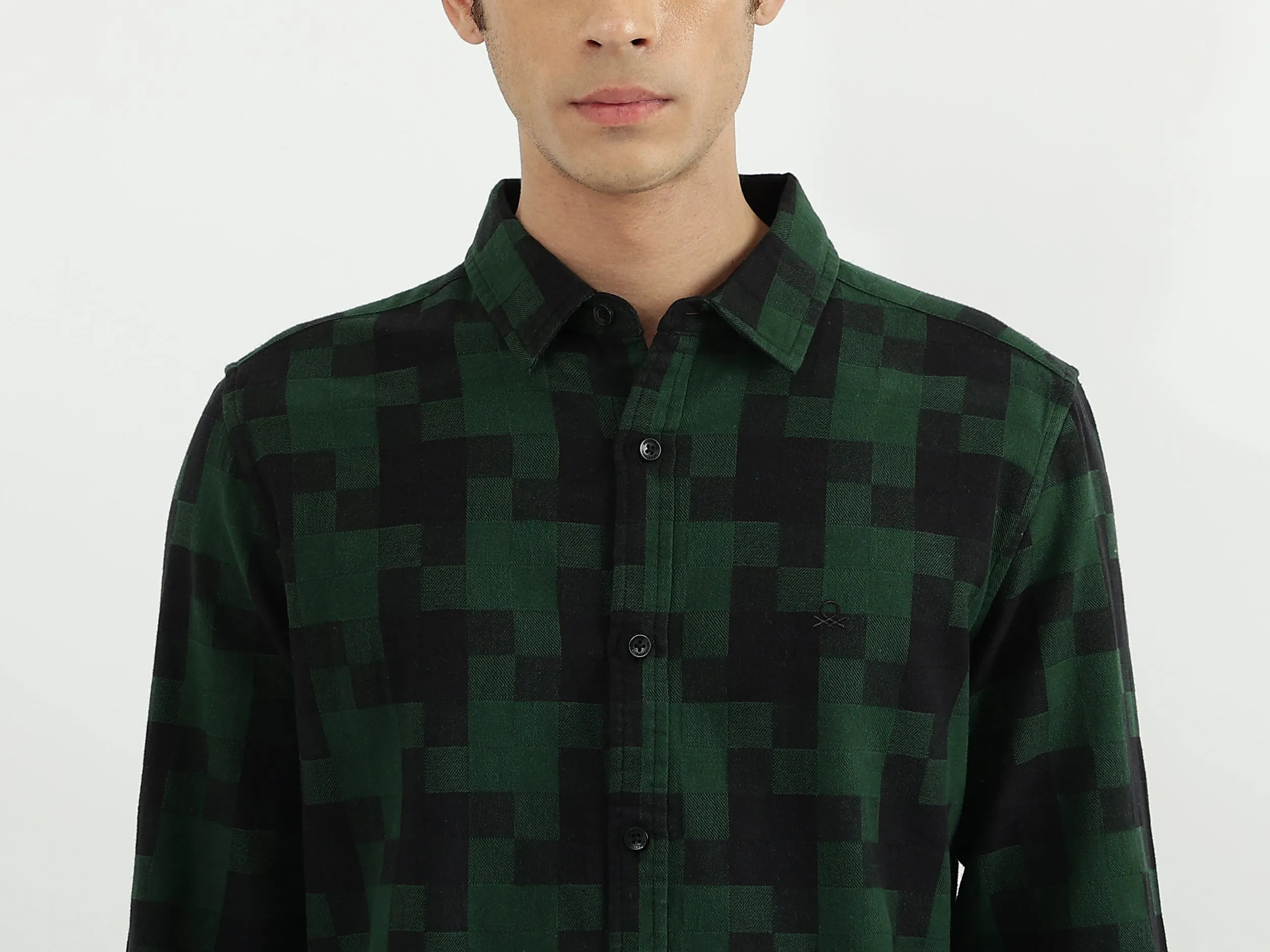 Men Check Spread Collar Shirt