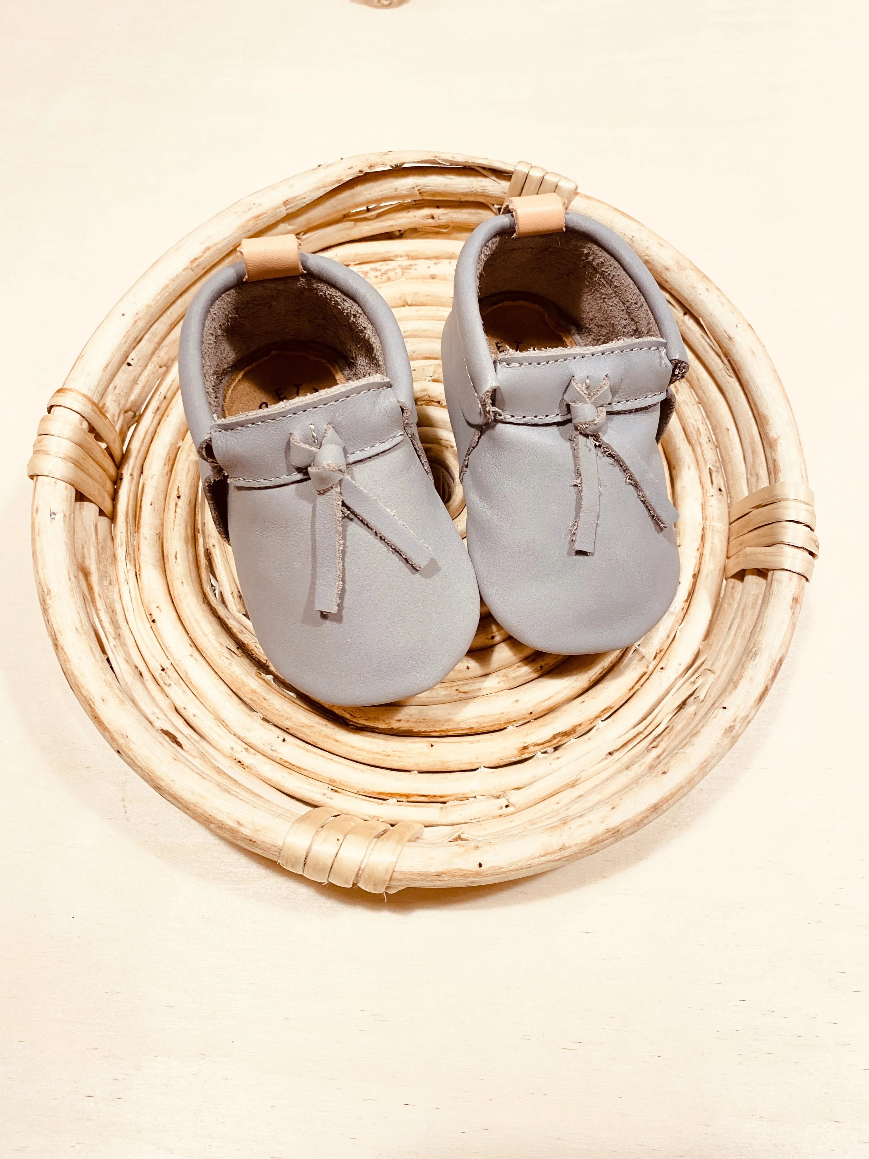 MOC Grey