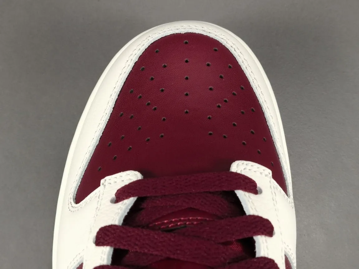 NIKE DUNK x VALENTINES DAY