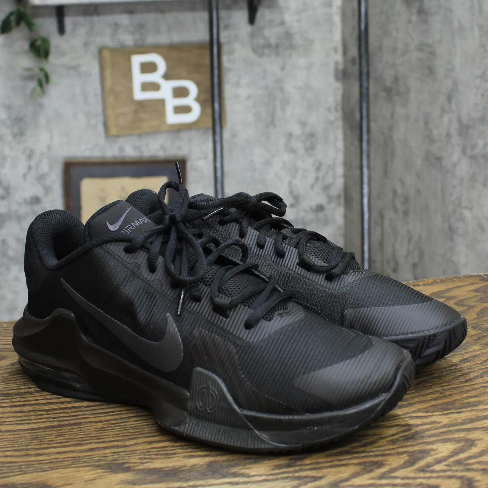 Nike Mens Air Max Impact 4 Basketball Shoes Black / Anthracite-off Noir 10