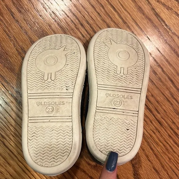 Oldsoles Toddler Girl’s Sparkle Silver Sneakers Size 23