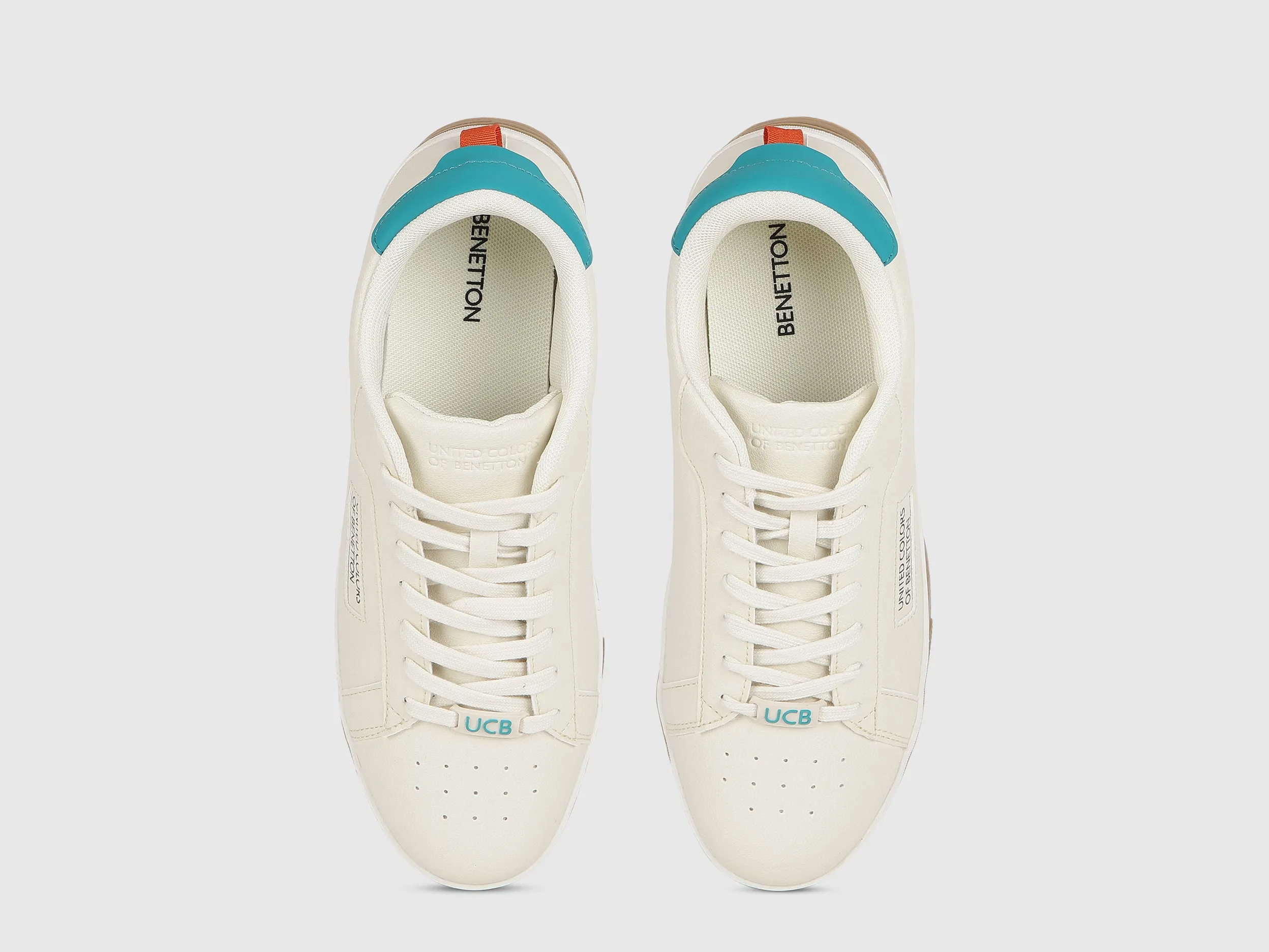 Perforated Pattern Lace-Up Casual Sneakers