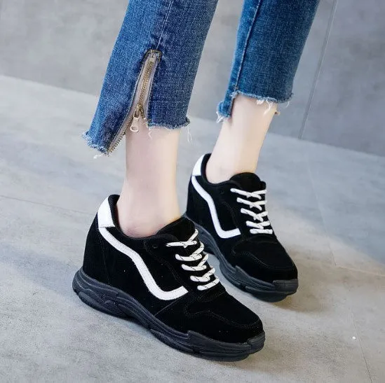 Petite Fashion Inner Heel Leather Sneakers AP107