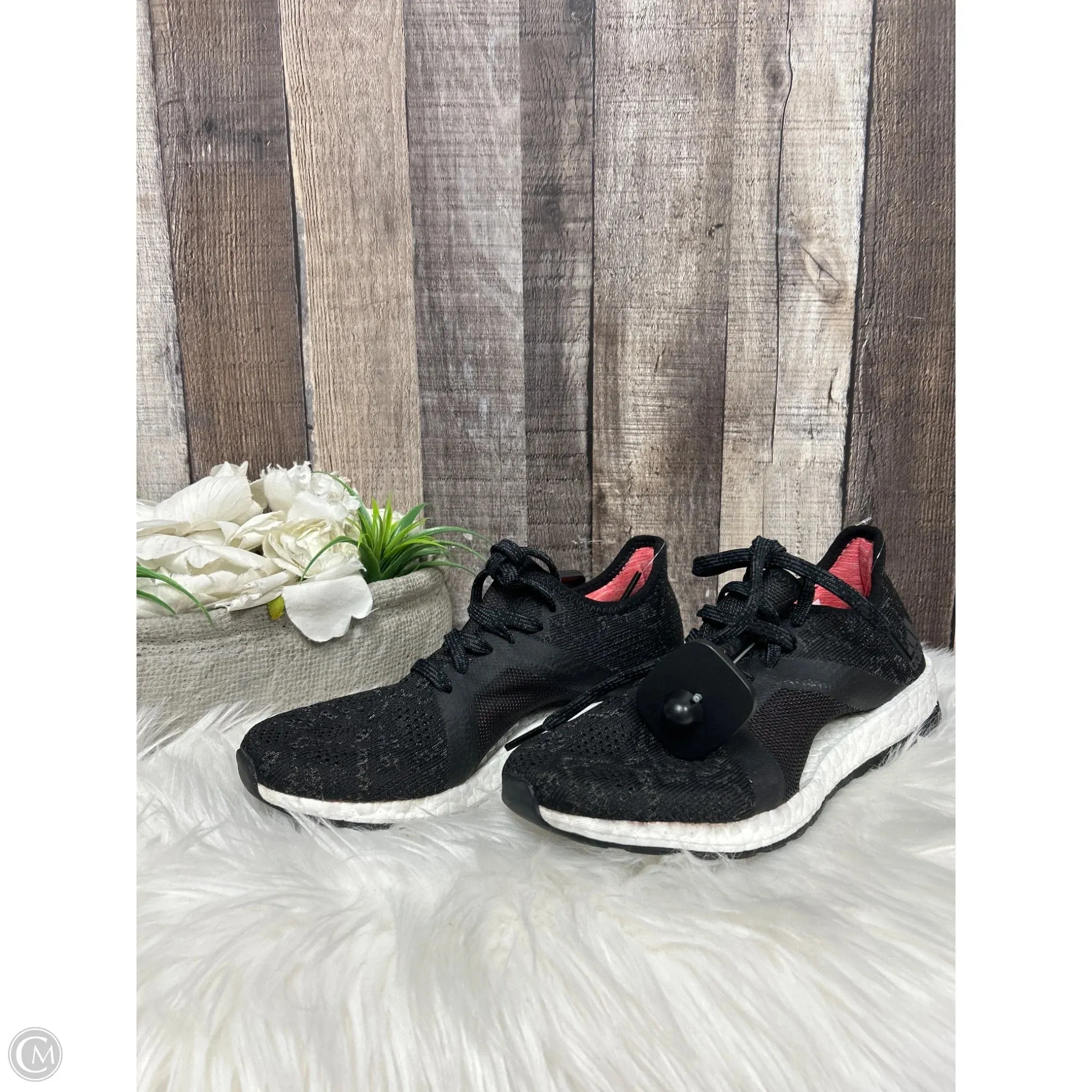 Shoes Athletic By Adidas In Black & White, Size: 6.5