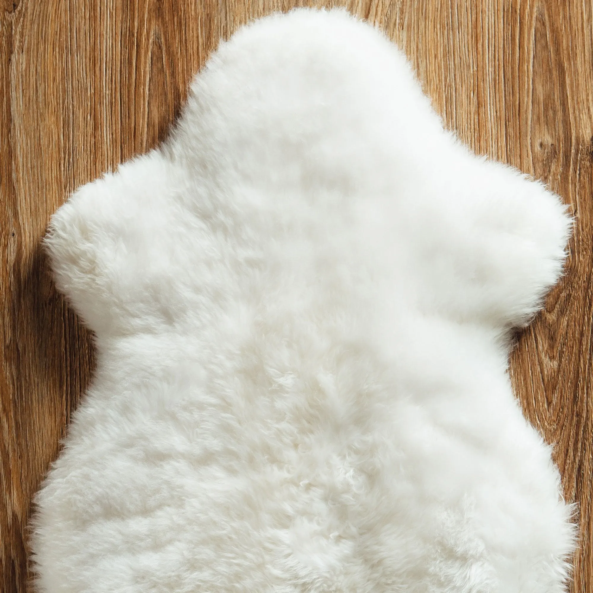 Single Sheepskin BOWRON PELT, by CLOUD NINE - RJS