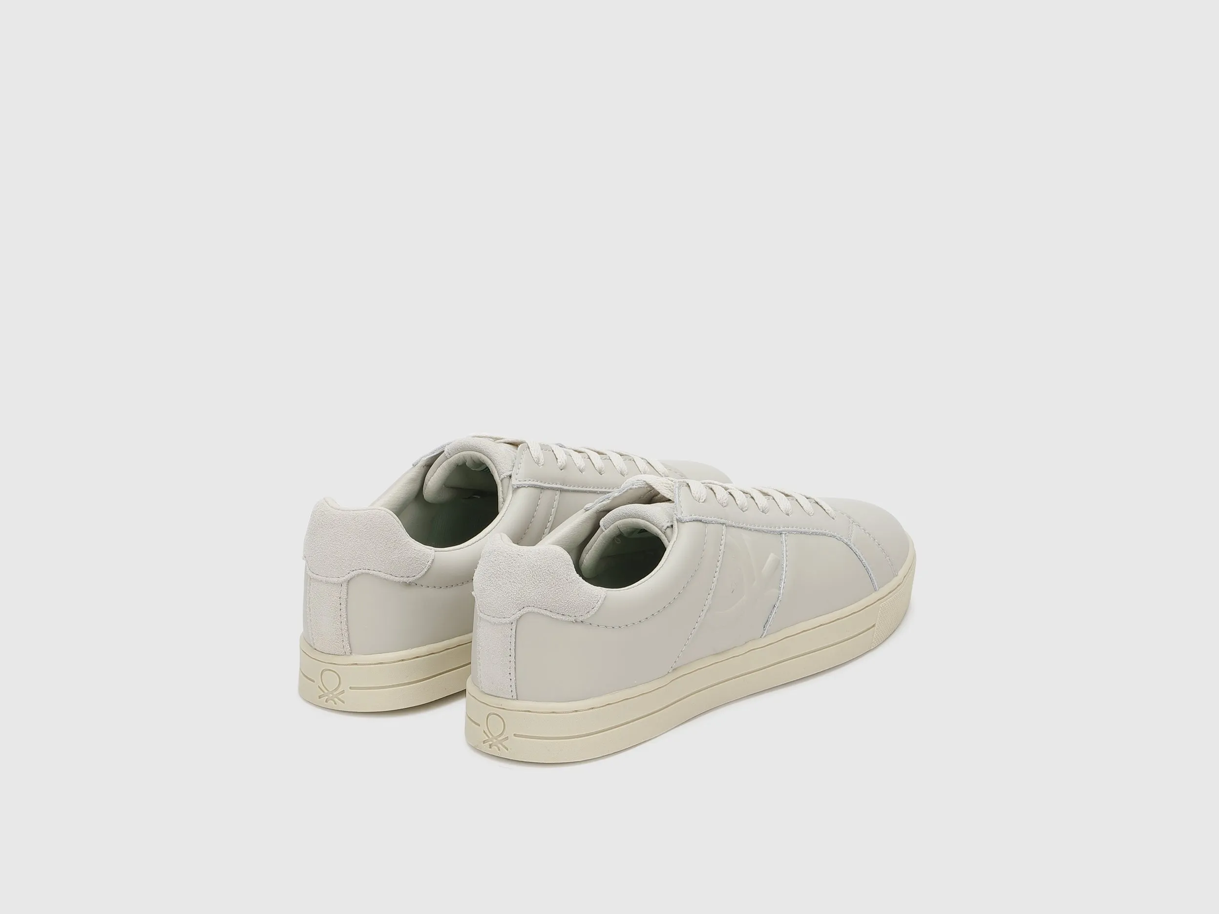 Solid Pattern Lace-Up Sneakers