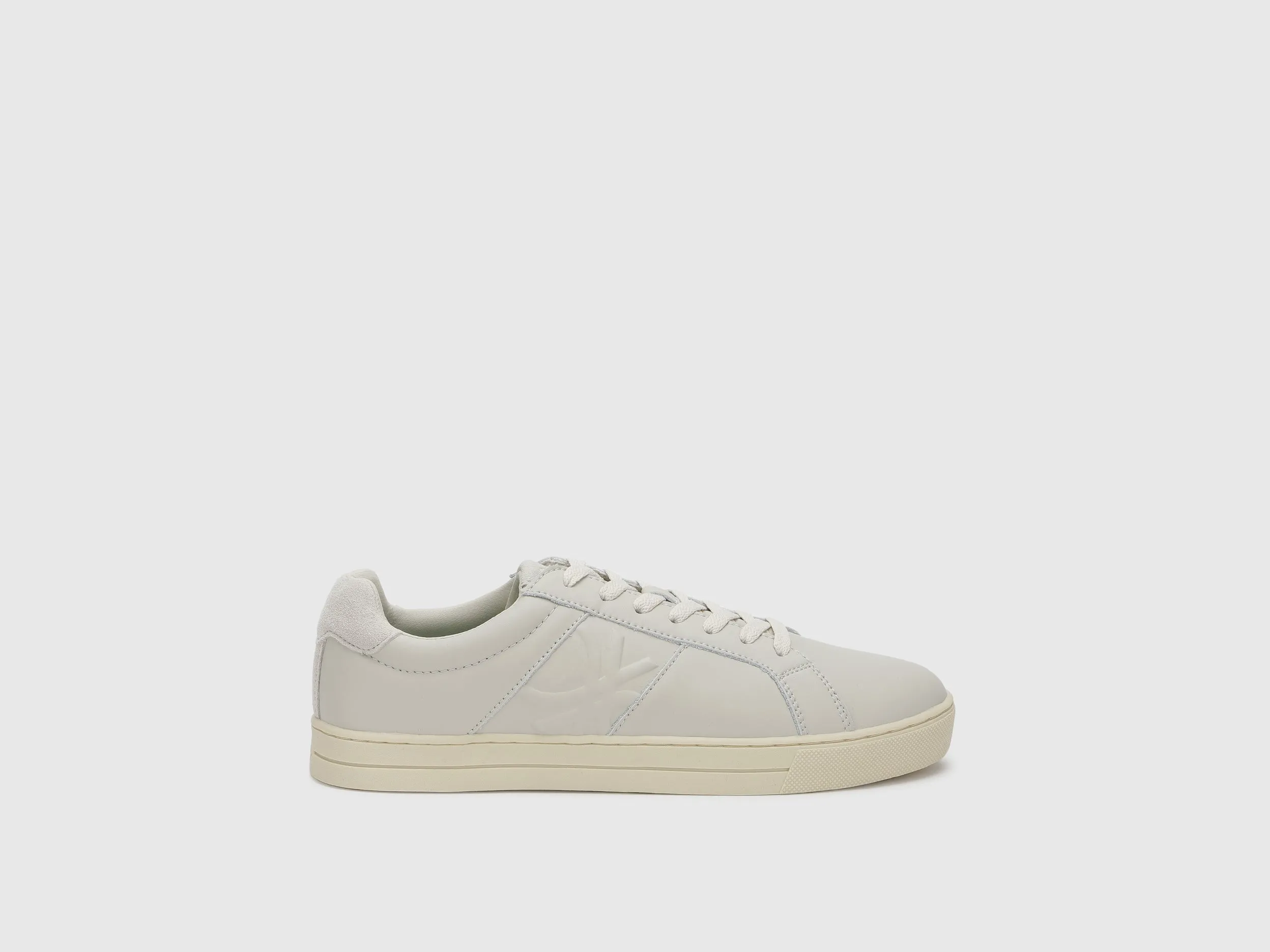 Solid Pattern Lace-Up Sneakers