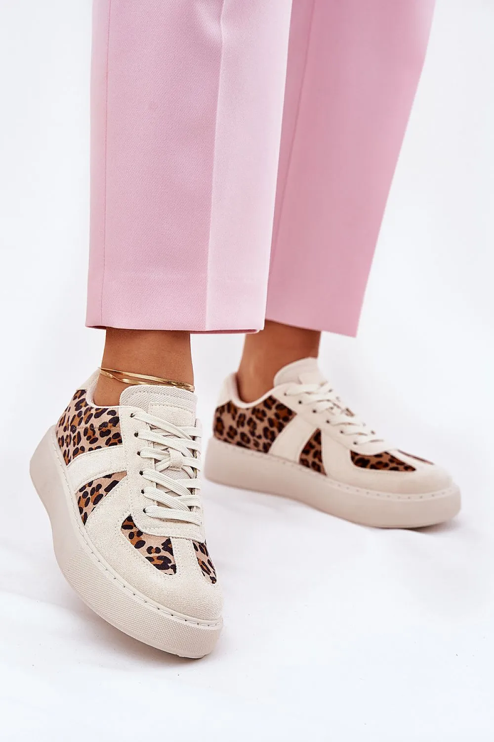 Sport Shoes
