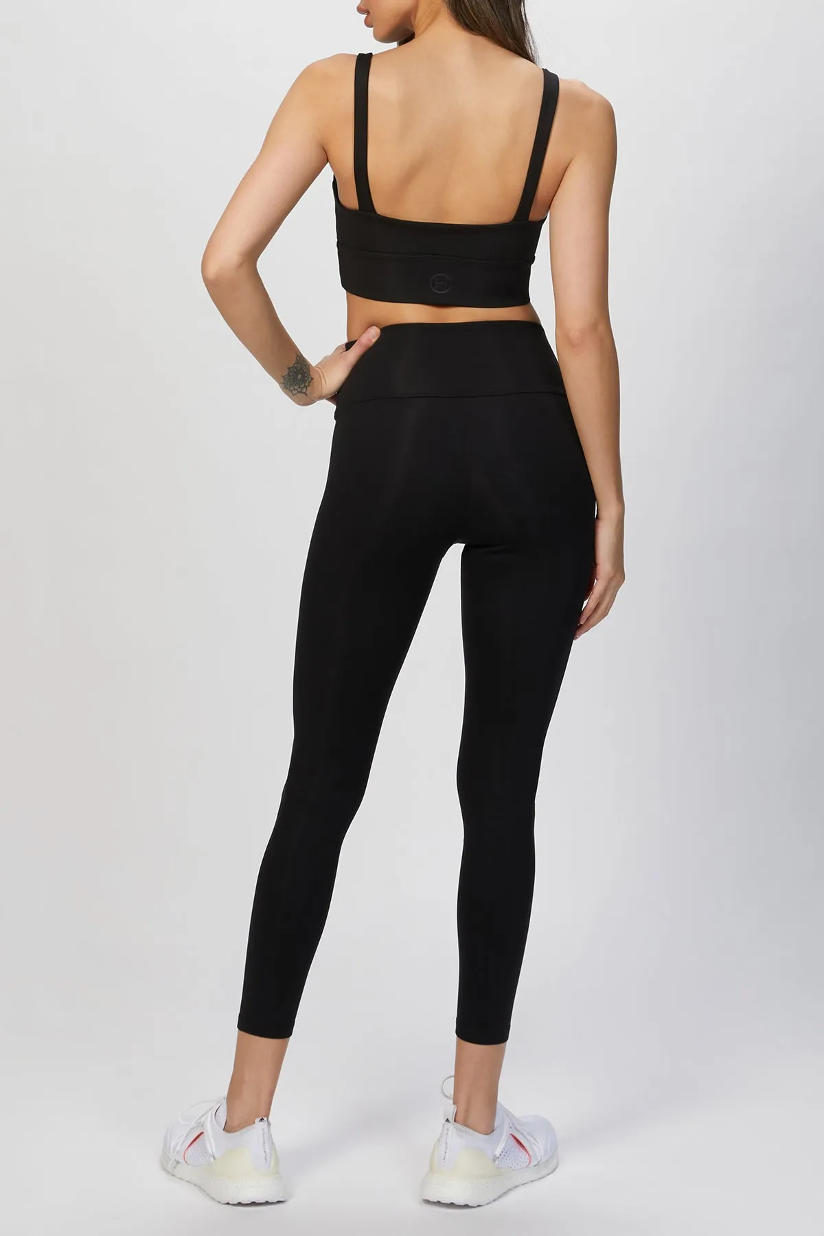 THE LEGGING