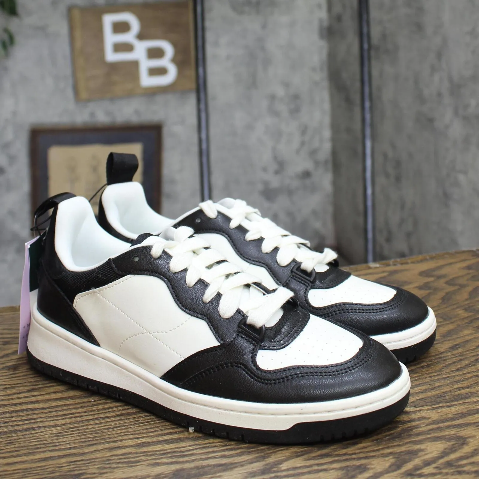 Wild Fable Womens Netty Fashion Sneakers with Memory Foam Insole Black 8M