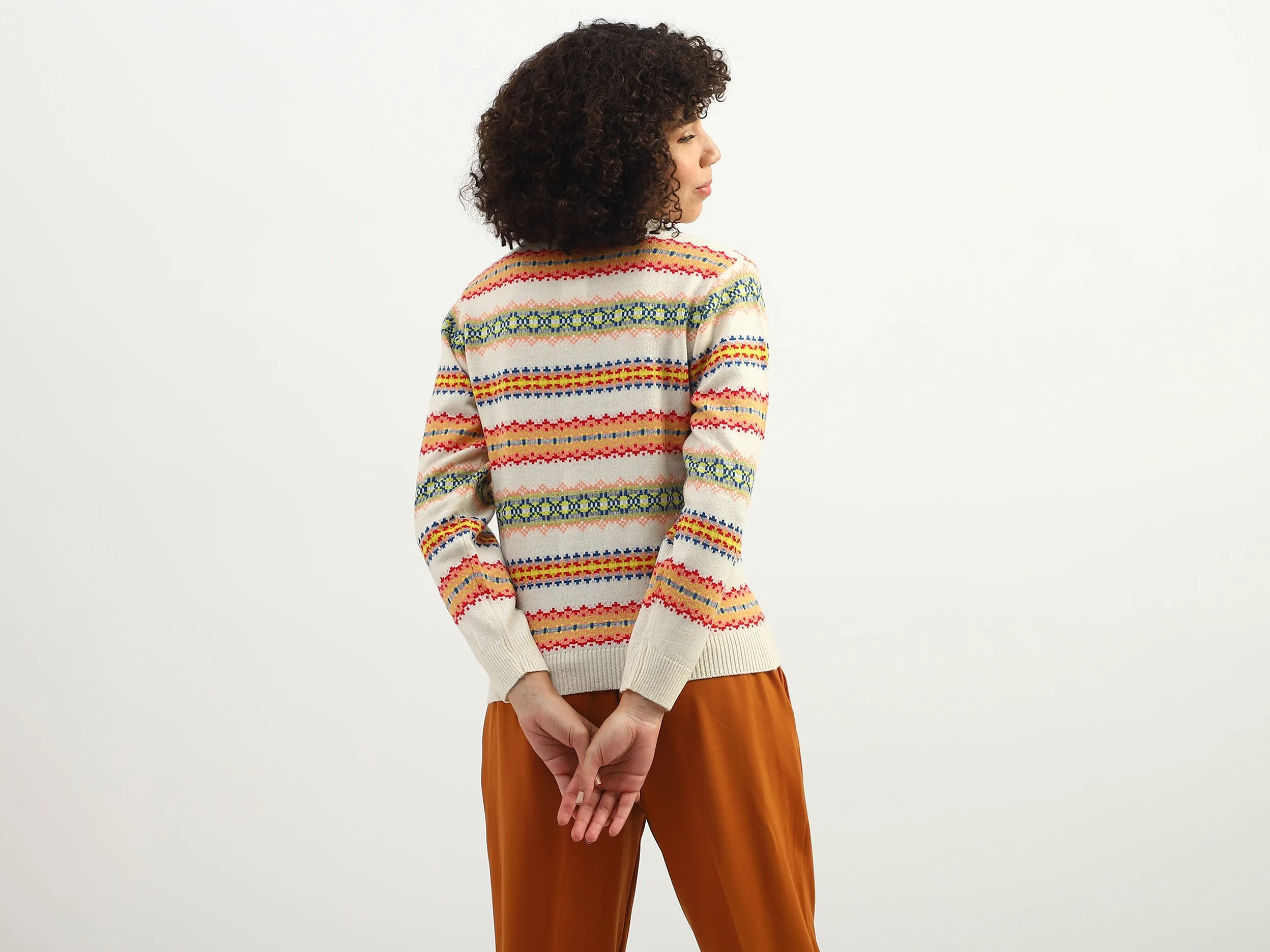 Women Knitted Round Neck Sweater