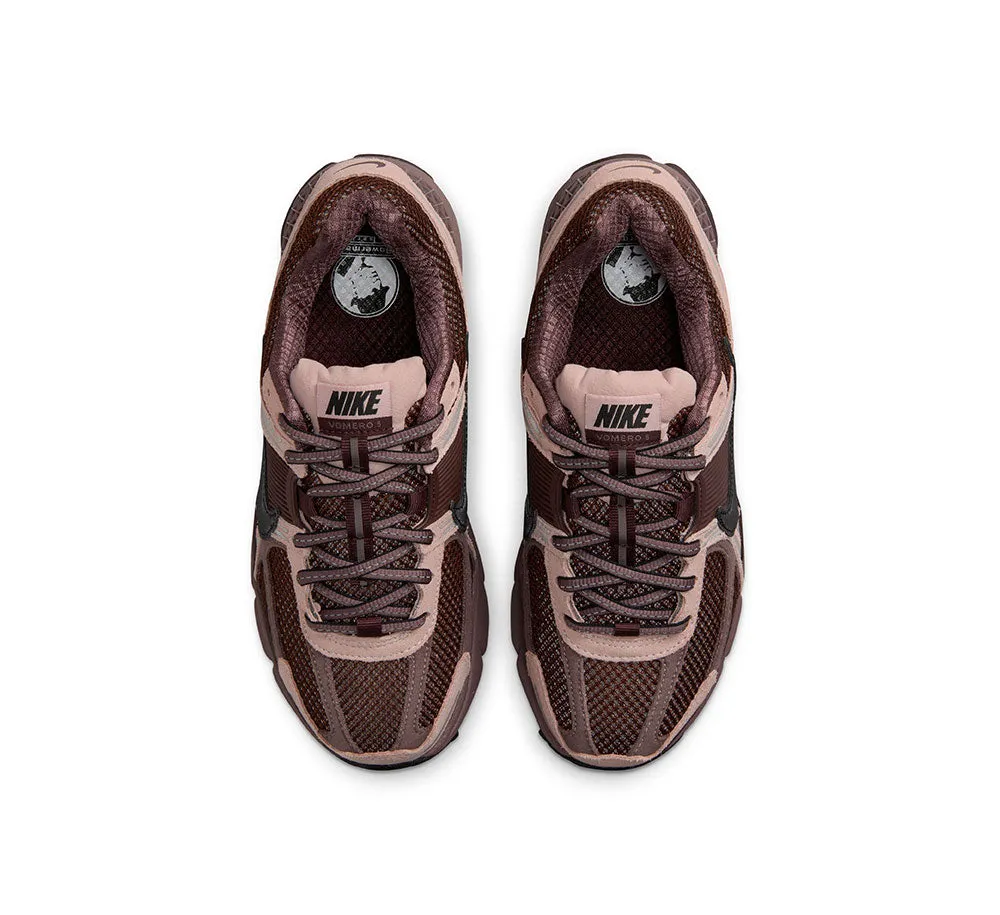 WOMENS NIKE VOMERO 5